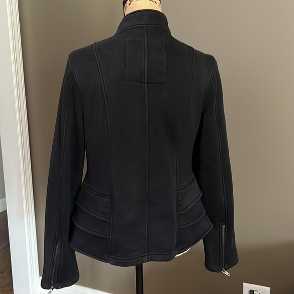 Jacket - Picture 4 of 9